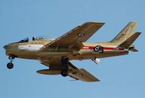 ������������ F-86F-30, 1/32, Kinetic